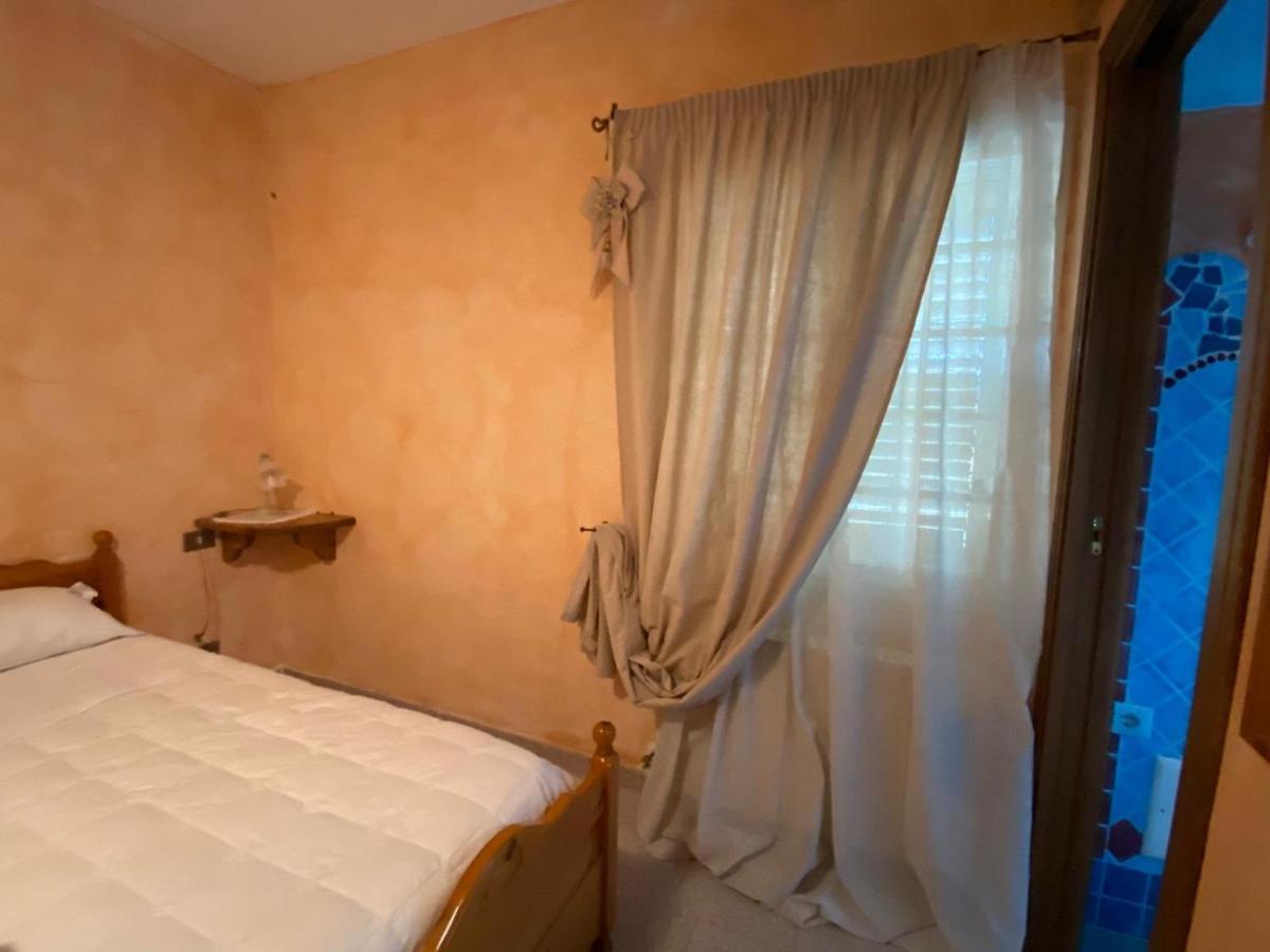 Bed And Breakfast Li Paduli Alvi Cannigione Eksteriør billede