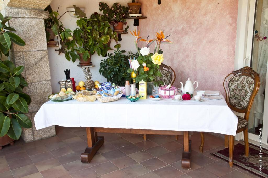 Bed And Breakfast Li Paduli Alvi Cannigione Eksteriør billede